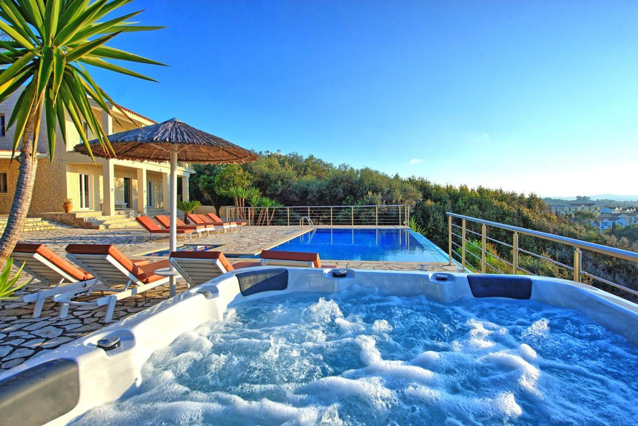 Beachfront Villa Seasun By Posarellivillas Agios Spyridon  Экстерьер фото